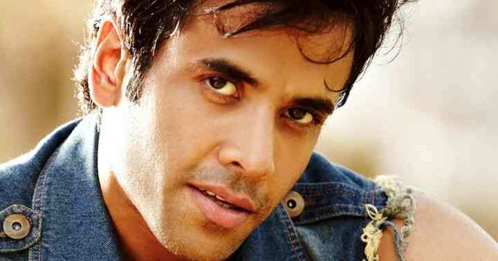 Tusshar Kapoor Age, height, Weight, Size, Wife, Family, Biography