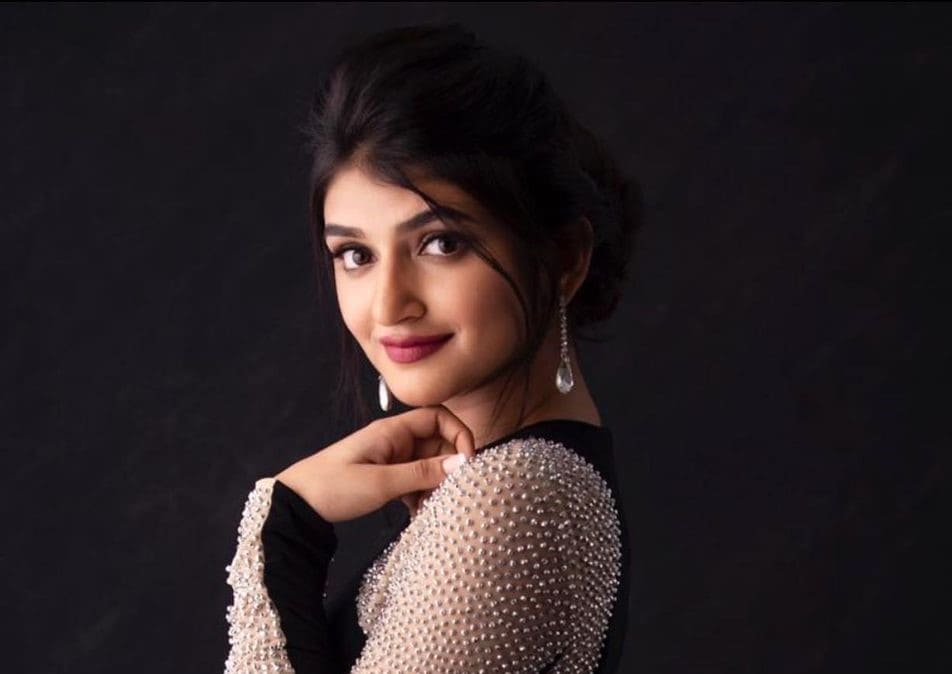 Sreeleela height weight size dob husband boyfriends family